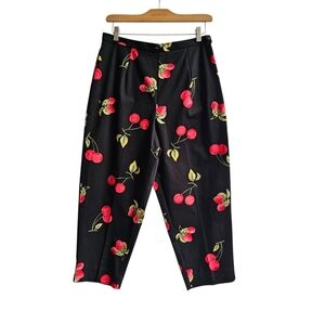 Vintage Briggs Black Cherry Strawberry Print High-Waisted Capri Pants Size 14